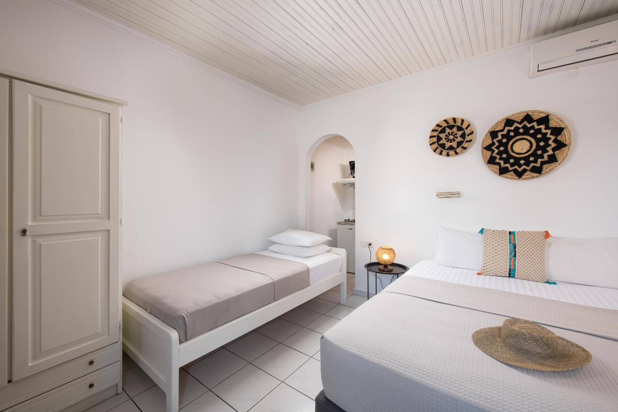 Acroterra - Easy Living Aparthotel Aliki  Ngoại thất bức ảnh