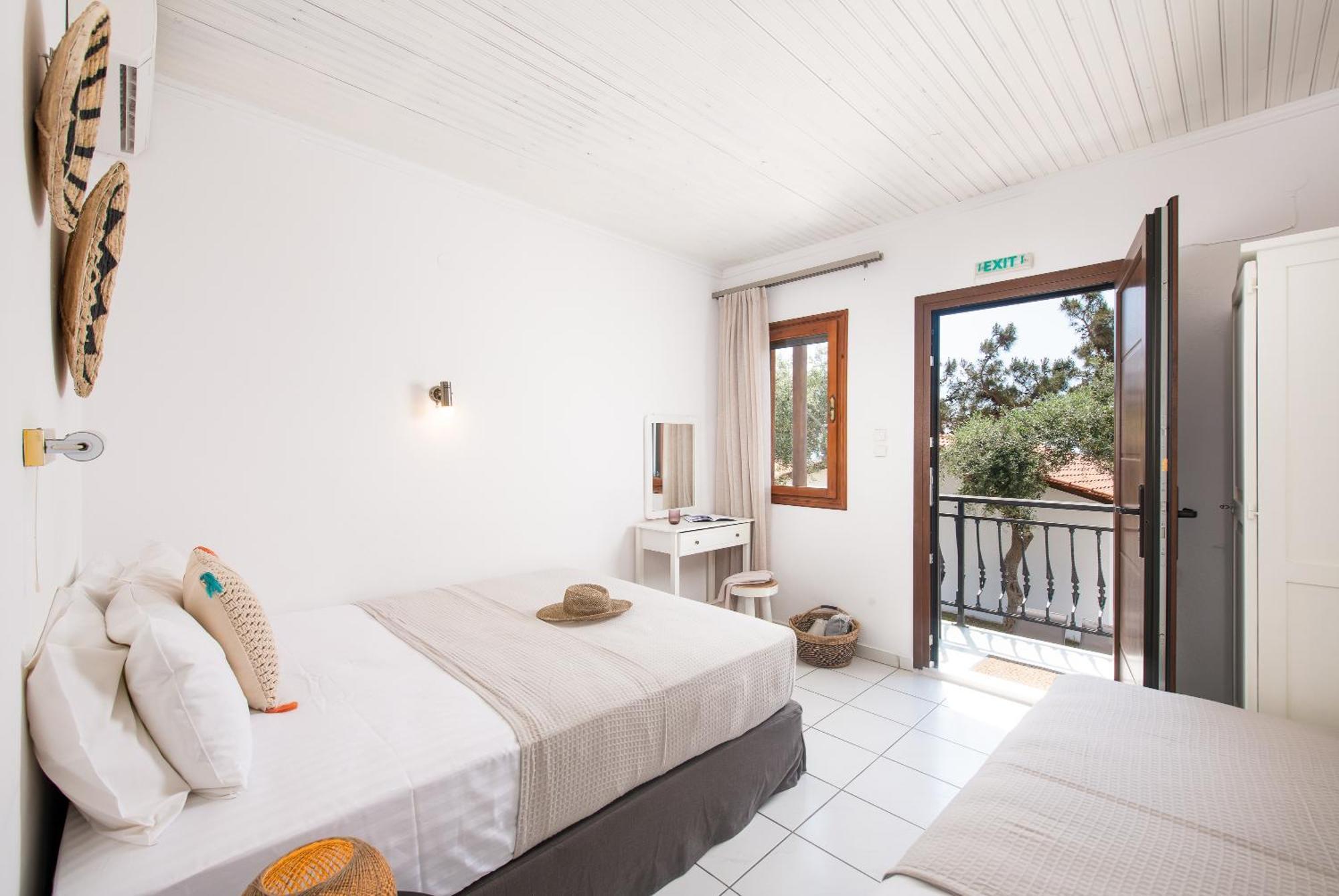 Acroterra - Easy Living Aparthotel Aliki  Ngoại thất bức ảnh