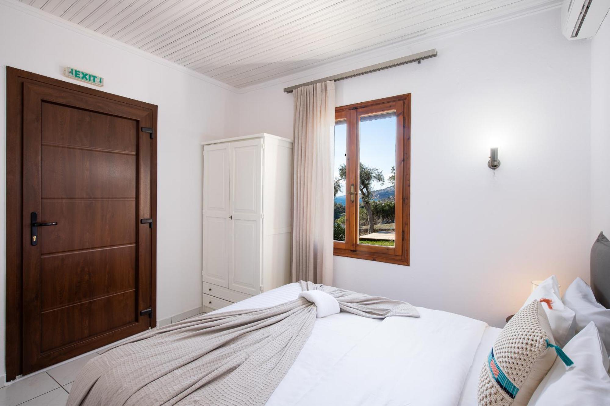 Acroterra - Easy Living Aparthotel Aliki  Ngoại thất bức ảnh